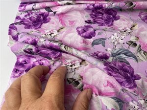 Bomuldsjersey - smukke roser i lilla og lyserøde toner